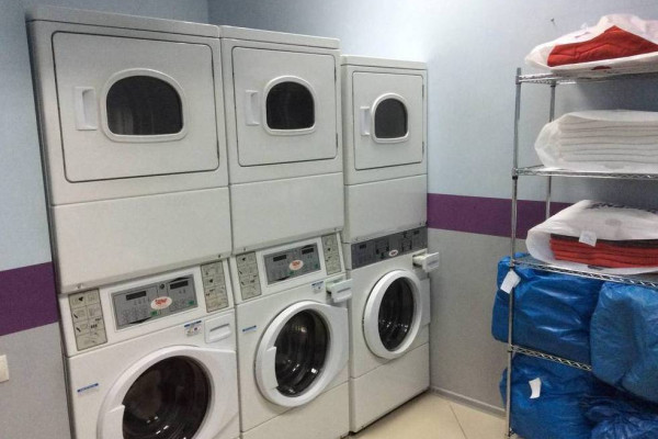 Продаж сучасної мережі прання QUEENS в м. Дніпро